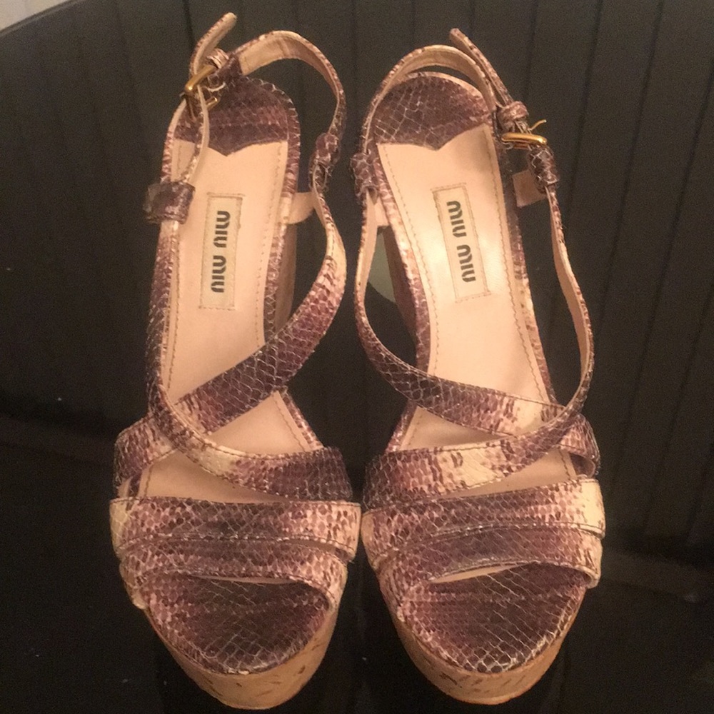 Beautiful Miu Miu heels! Worn only once